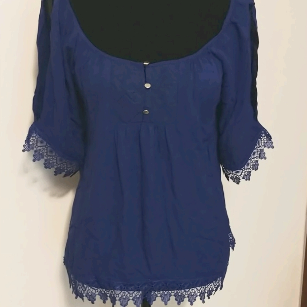 Takara split sleeve eyelet blouse